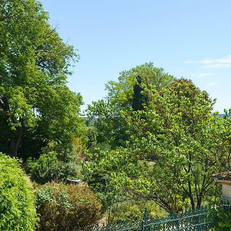 Onze & 4* Raissac-d'Aude