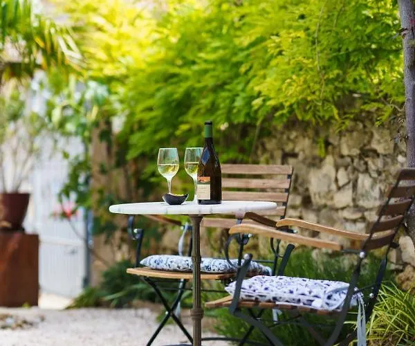 Bed & Breakfast Onze & 4*